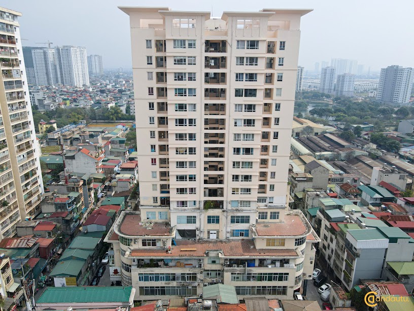 Tổ hợp 130 Nguyễn Đức Cảnh